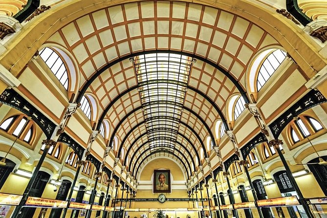 1-Day Ho Chi Minh City & Cu Chi Tunnels-Deluxe Group Of 10 Max - Central Post Office, Opera House, and the Nguyen Hue walking strip