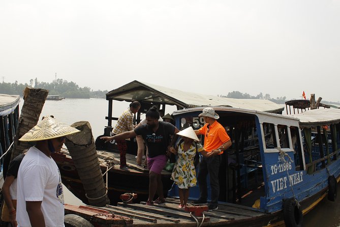 1-Day Mekong Delta Cai Rang Floating Market-Ancient House-Pancake - A Meaningful Detour: Mỹ Tho and Vinh Trang Pagoda