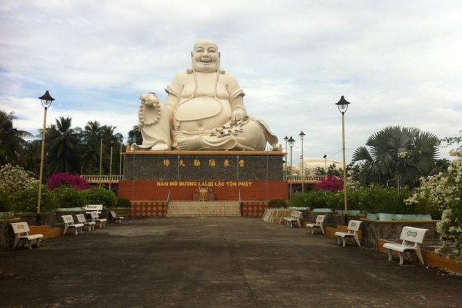 1-Day Mekong Delta Deluxe Tour: My Tho & Ben Tre (Max 10) - Lunch on the Delta: Local Favorites Plus Vegetarian on Request