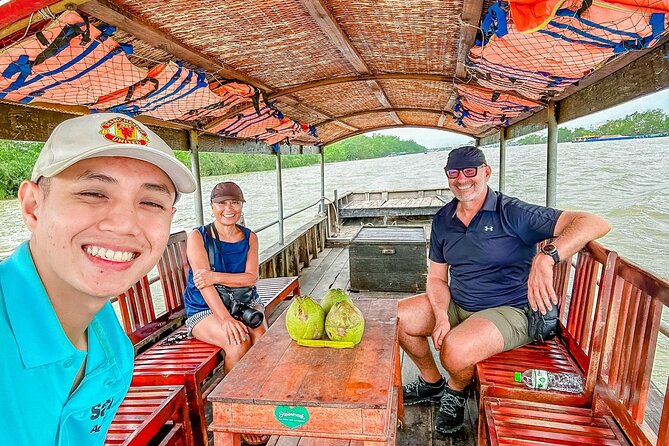 1 Day Private Cai Rang Floating Market and My Tho Boat Tour - Cai Rang Floating Market: trading from a moving river