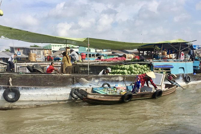 3D2N Mekong - Floating Market - Chau Doc - Boat To Phnom Penh - Chau Doc: floating villages, fish farms, and the Cham weaving visit