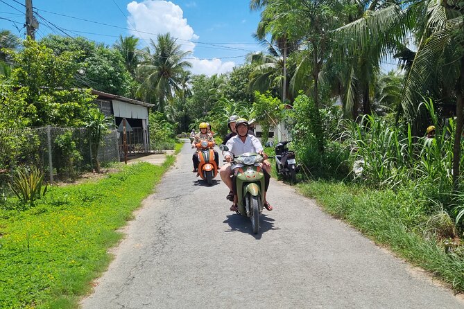 Ben Tre Mekong Zig Zag: Scooter, Sailboat, and Food (Full day) - Who this tour suits best