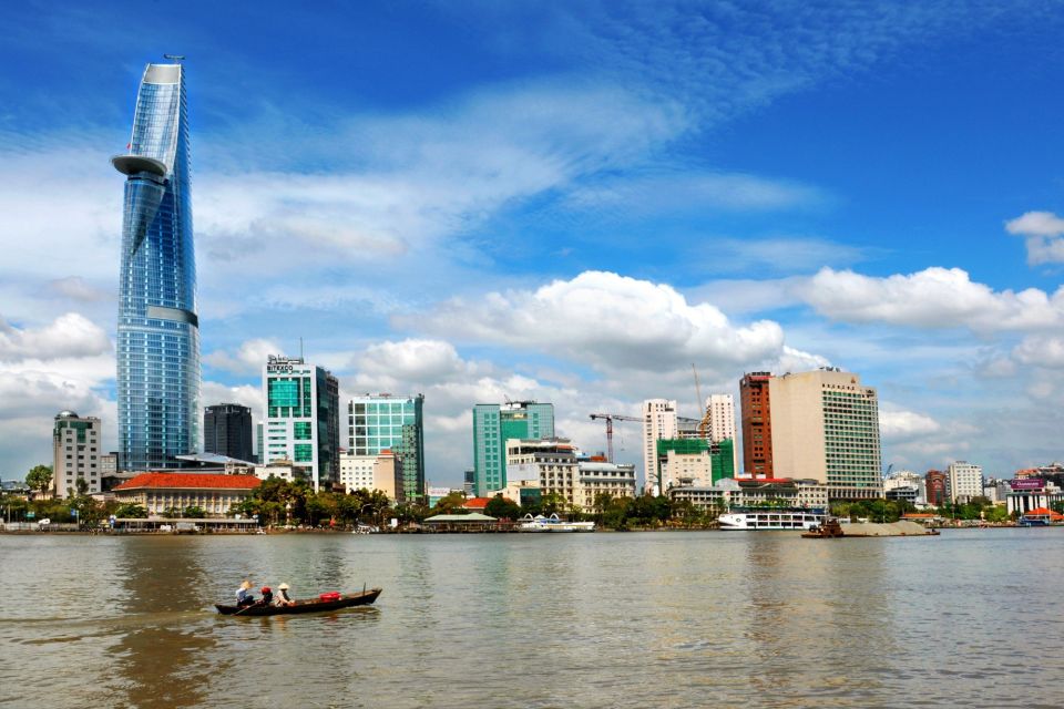 Bitexco Financial Tower: Saigon Sky Deck - Fast Track Ticket - Accessibility and comfort notes you can plan around