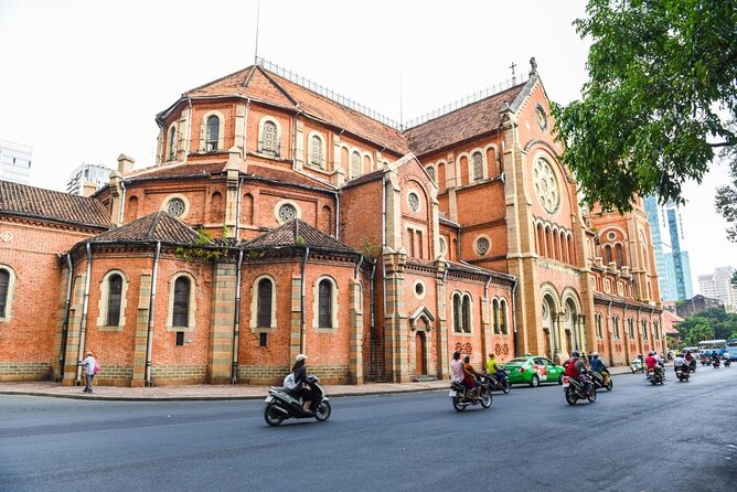 Discover Saigon Main Sights by Walking - Key highlights worth planning for