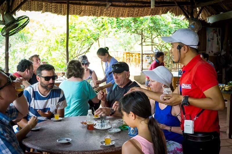 Essential Mekong Delta: Highlight Tour from Ho Chi Minh City - Transportation, Comfort, and What to Pack for Sun and Steps