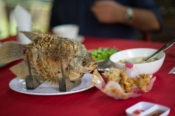 From HCM city: Private Mekong Delta - Ben Tre Full-Day Tour - Sampan canals and Cao Dai temple: culture and color after the water