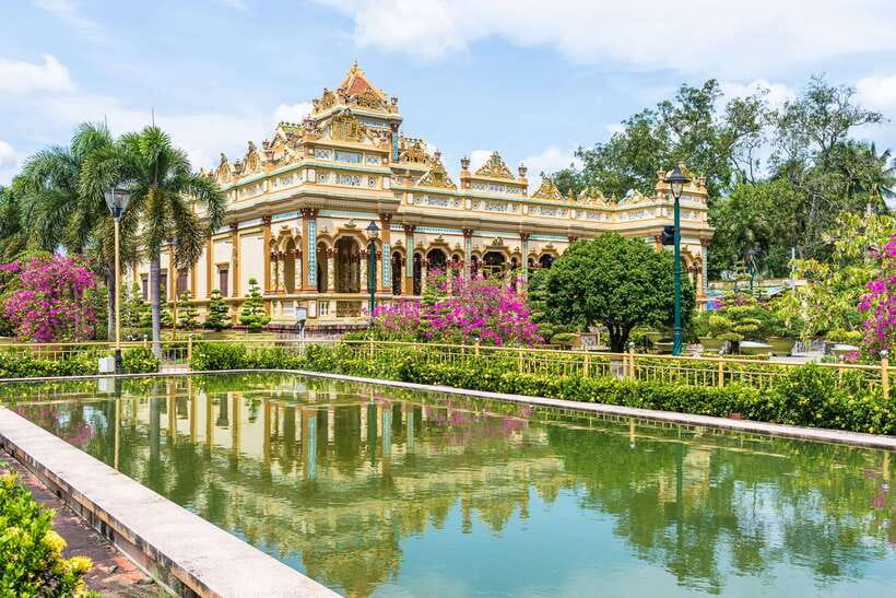 From Ho Chi Minh: Mekong Delta Small Group Day Trip - Mỹ Tho Marina Area: The Photo Stop That Sets the Mood