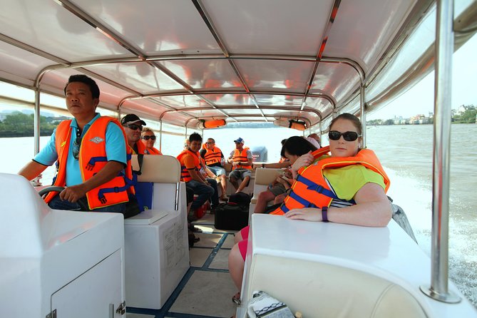 Full-Day Tour in the Cu Chi Tunnels with a Luxury Speed Boat - Luxury speedboat to Cu Chi: why it actually changes your day