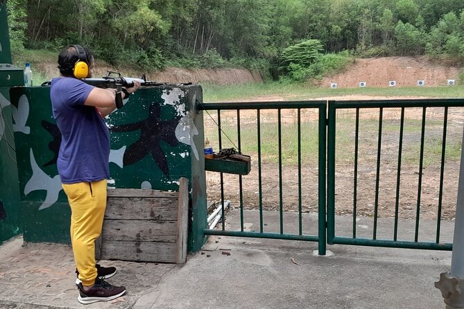 Half-Day Cu Chi Tunnels Guided Exclusive Experience with Pick Up - Handmade weapons and traps: the guide’s story makes it click