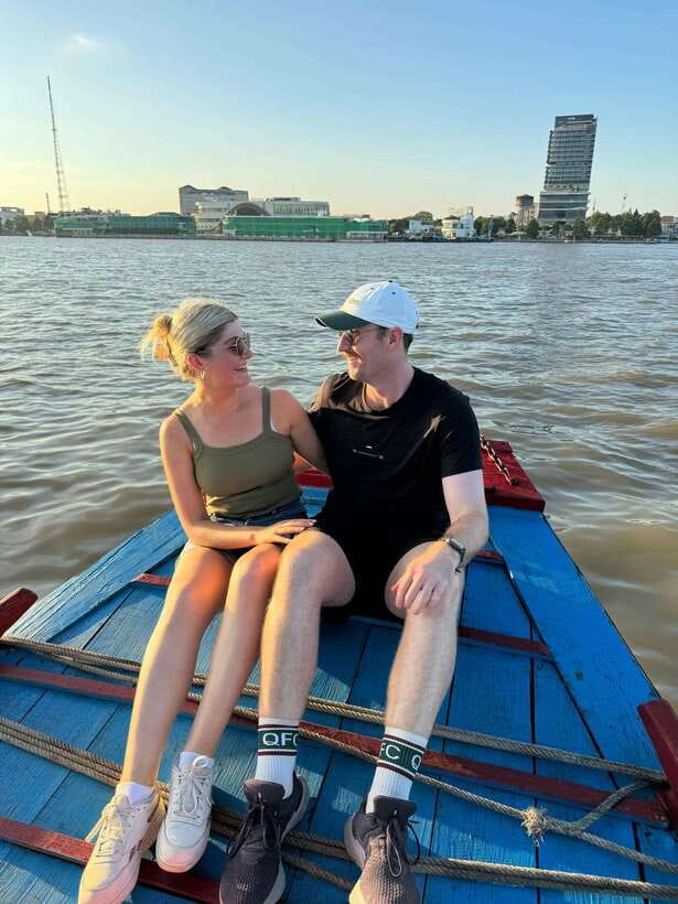 Ho Chi Minh City: 2-Day Bike & Kayak Mekong Delta Tour - Karaoke Dinner and Overnight at Family Tiny Garden