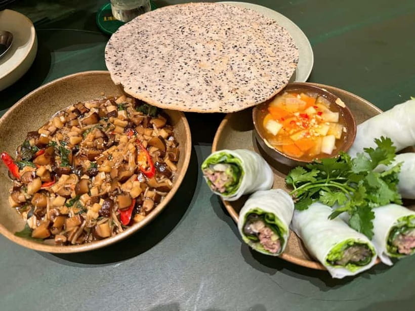Ho Chi Minh City: Craft Beer and Local Food Tour by Scooter - Key Things That Make This Tour Work