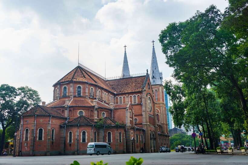 Ho Chi Minh City: Half-day History And Culture Tour - War Remnants Museum: the emotional center of the tour