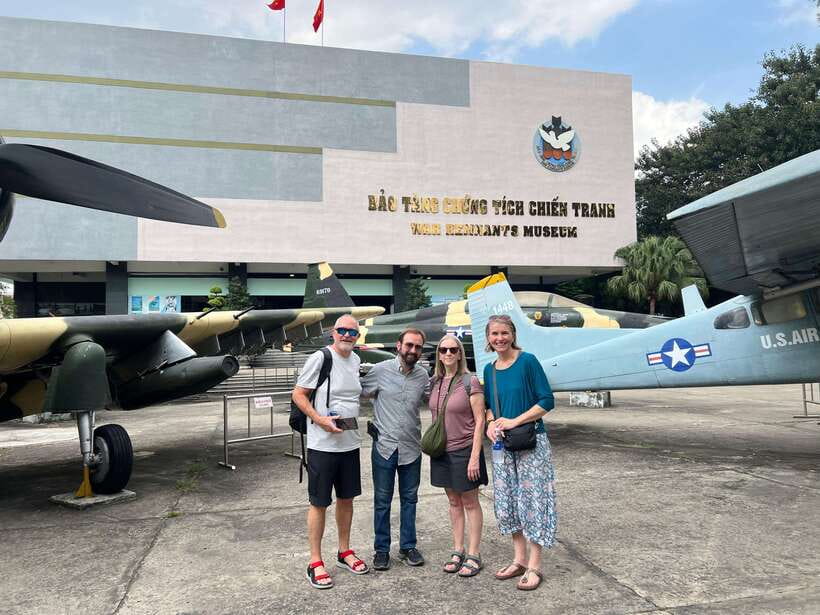 Ho Chi Minh: City Highlights Guided Walking Tour - Coffee and Basic Vietnamese Phrases: Small Stops That Make It Feel Local