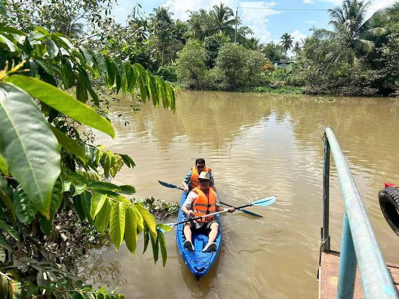 Ho Chi Minh City: Mekong Delta Tour with Sampan Journey - Mekong River cruising: islets, photo moments, and scale