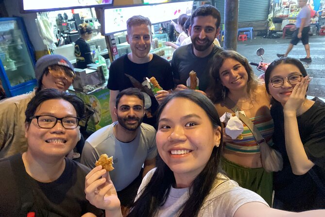 Ho Chi Minh city: Michelin-Recognized Food Tour with Local Expert - Stop-by-stop: Michelin Guide street food across Saigon at night