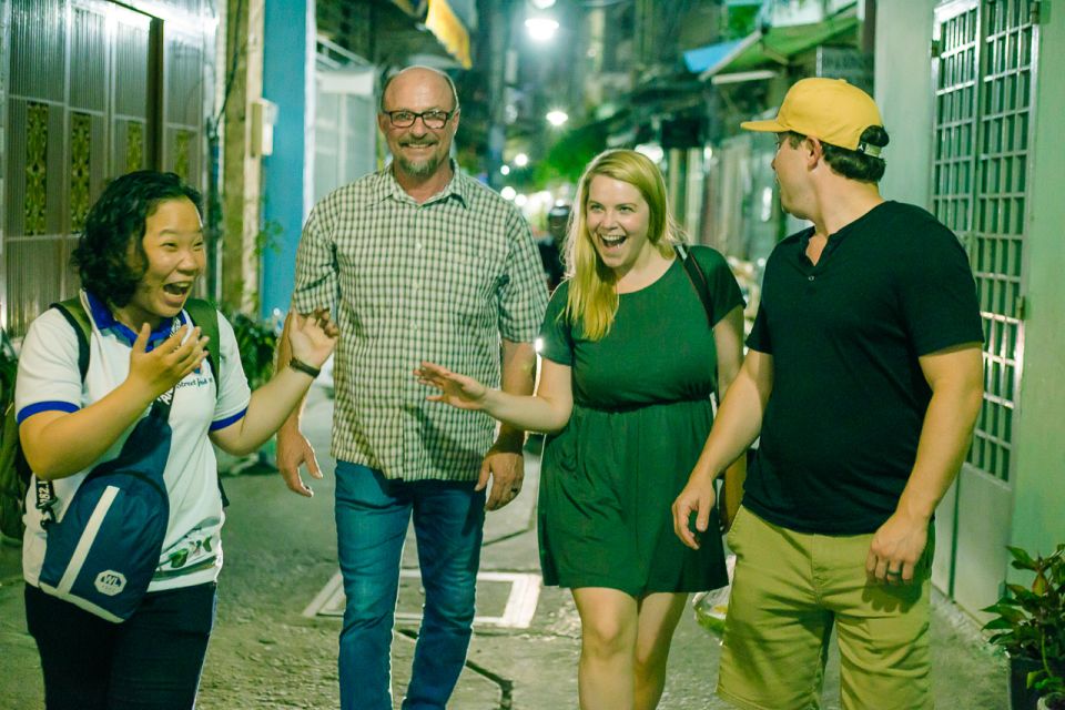 Ho Chi Minh City: Private Street Food Evening Walking Tour - The Food Plan: How 9 Dishes Add Up to a Real Education