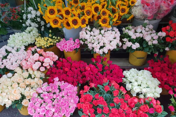 Ho Chi Minh City Private Tour With A Local Expert - Ho Thi Ky Flower Market: color plus real work