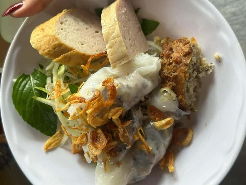 Ho Chi Minh City: Super Niche Walking Street Food Tour - Your Best Day Plan Around the Tour