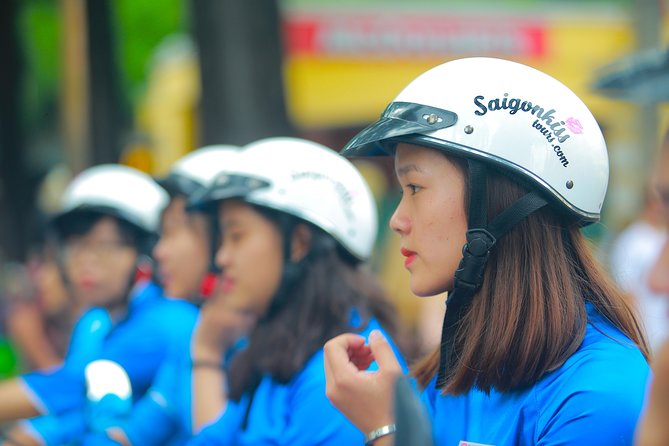 Ho Chi Minh City Tour by Motorbike with Female Riders | KissTour - Independence Palace pass-by: quick context without the time drain