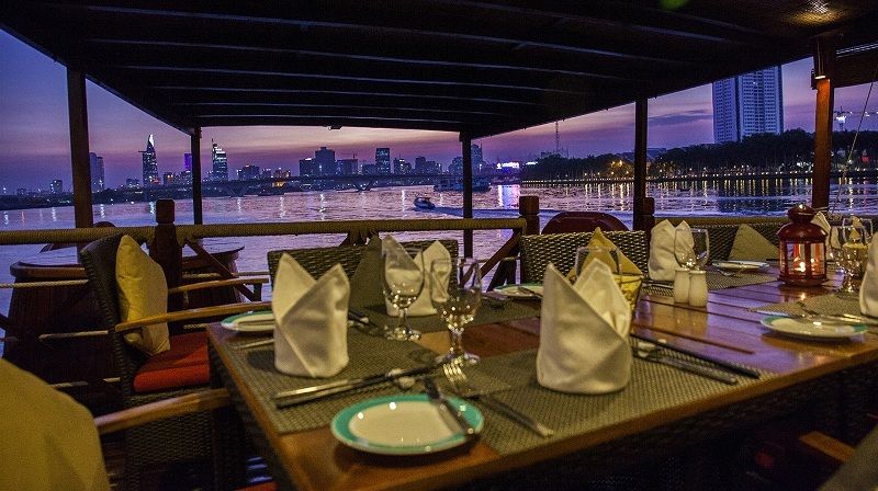 Ho Chi Minh City: Water Puppet Show and Dinner Cruise - Dinner Cruise on the Saigon River: Views Plus a Buffet