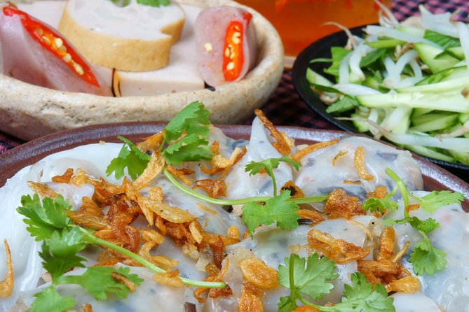Ho Chi Minh City’s most delicious street food tour by motorbike - Key highlights at a glance