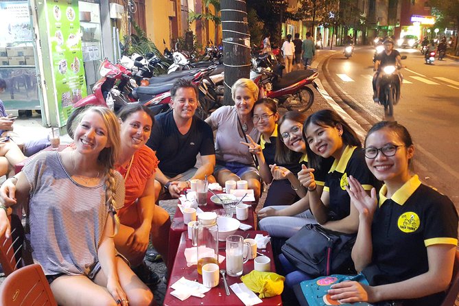 Ho Chi Minh City’s most delicious street food tour by motorbike - Bình Thạnh: where the street-food variety shows up fast