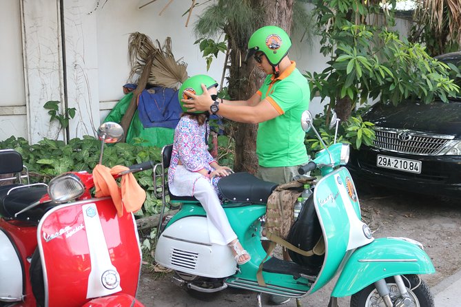 Ho Chi Minh Vespa City Tour 4,5 hours - Morning vs Afternoon: How the Timing Changes Your Experience