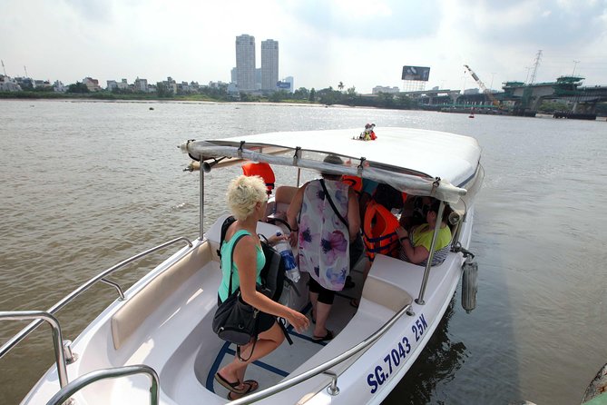 Luxury Speedboat 2 Ways from Ho Chi Minh city to Cu Chi Tunnels - Return ride and drop options: keep your evening flexible