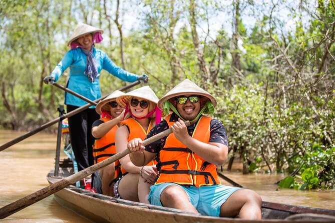 Mekong Delta Discovery Tour from Ho Chi Minh - Lunch at a local restaurant: what’s included, and what it means for your day
