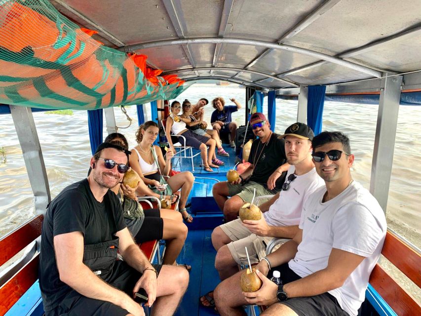 MeKong Delta Tour - Vinh Trang Pagoda: A Calm Break From River Time