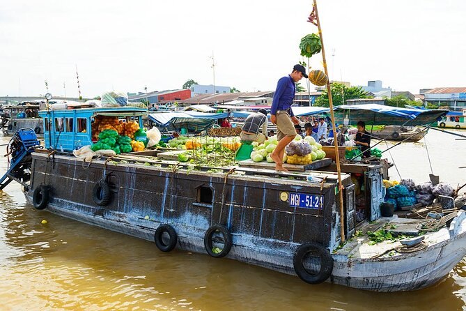 Mekong Delta Tour with Kayaking, Cycling and Cooking - Vinh Trang Pagoda: Big Temple Energy, Quick Stop, Good Context