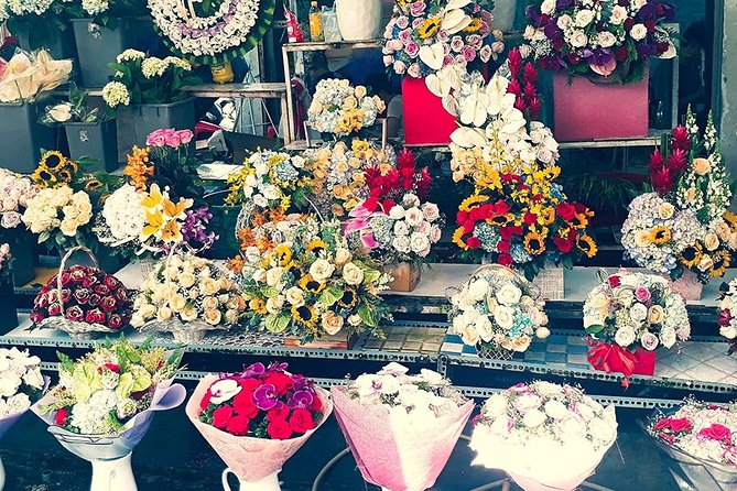 Morning Saigon Unseen+Street Food Tour with Ao Dai Riders Option - District 5 to District 4: The Ride Through Different Saigon Moods