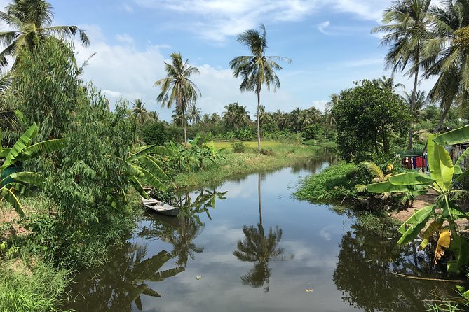 Private Authentic Mekong River Full Day Trip - Non Touristic Mekong delta - The local market walk and coffee pause