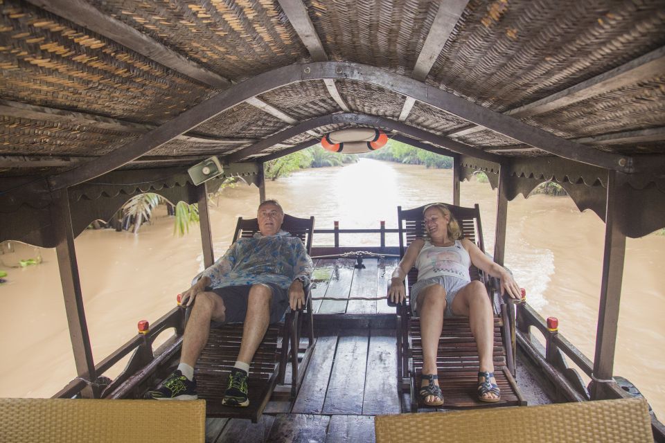 Private Cu Chi Tunnels & Mekong Delta: Full-Day Guided Tour - Rowboat Through Narrow Canals: Where River Life Feels Up Close