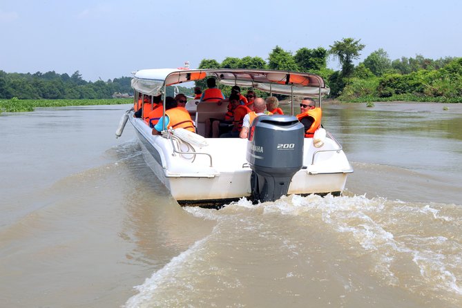 Private Cu Chi Tunnels tour by Luxury Speedboat - Lunch Set Menu After the Tunnels (and Tapioca Time)