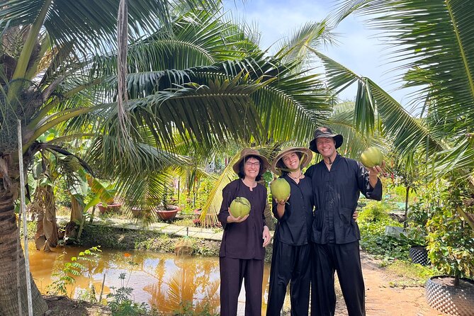 PRIVATE Mekong Delta 1 Day with Kayaking, Biking & Cooking - Cruise on the Tien River: stilt houses, floating farms, and island views