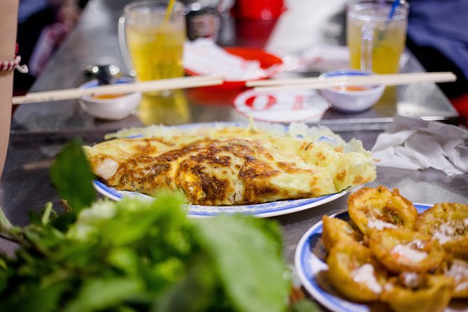 Private Street Food Motorbike Tour in Ho Chi Minh City - Stop 3: District 5 and the Coconut Desserts You’ll Talk About Later