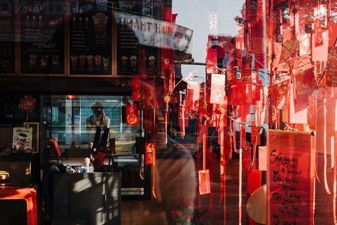 Private Sunrise Photography Tour - Down in Chinatown - Meeting, pickup, and how the private format changes the whole shoot