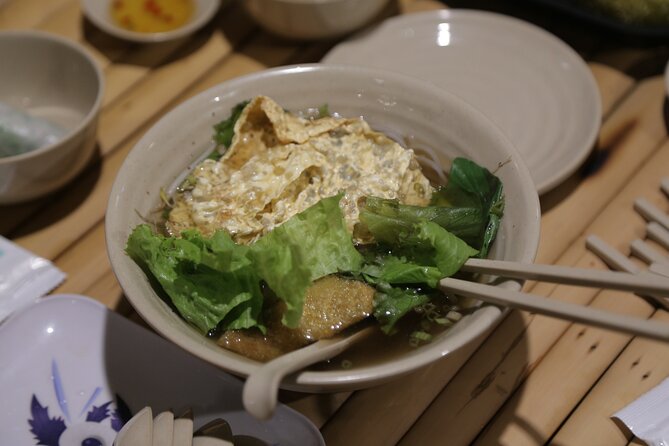 Private Vegan Food Tour in Ho Chi Minh City By Motorbike - The four-hour route: flowers, old apartments, and Chợ Lớn side streets