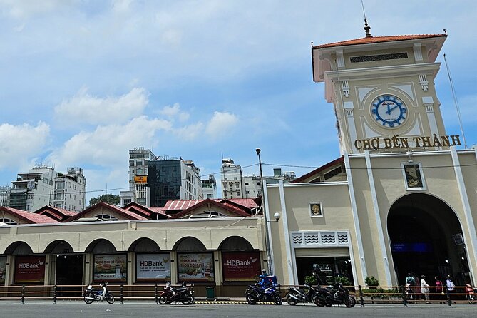 Private Walking Half Day Tour in Ho Chi Minh City - Notre Dame Cathedral and Coconut Coffee: A Quick Reset That Feels Local