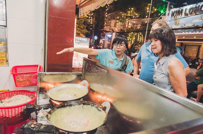 Saigon After Dark Night Tour by Scooter + 7 tastings - Stop 1: Chinatown at Night and the Evening Market Feel (Around 86 Mạc Đĩnh Chi)