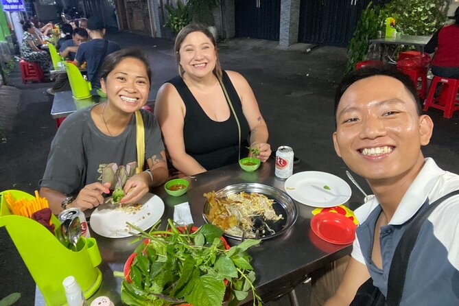 Saigon by Night: Private Street Food Walk You Can’t Miss - Why Saigon by Night Works (and Why You’ll Feel Full Fast)