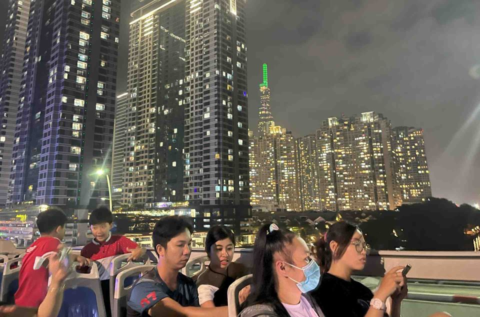 Saigon: City Sightseeing Hop-On Hop-Off Bus Tour - Swapping between routes without losing your day