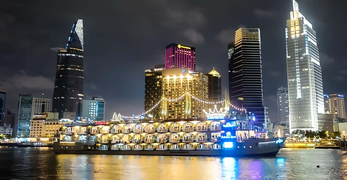 Saigon Dinner On Cruise Tour With Private Table - Dinner on a private table: what the “romance meal” really means