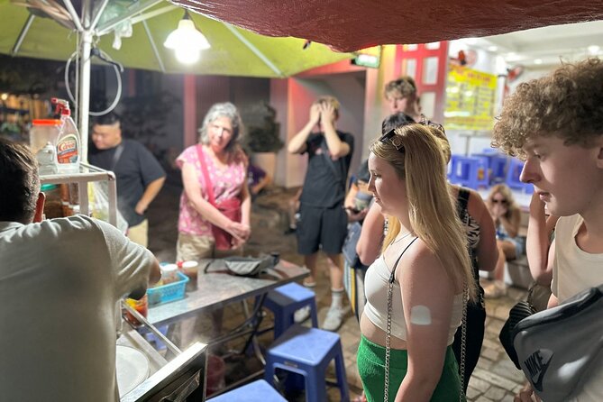 Saigon Night Walking Food Tour - 100% No Tourist - Why Saigon night food feels easier than daytime chaos