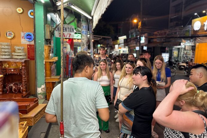 Saigon Night Walking Food Tour - 100% No Tourist - Grilled banh mi and rice paper: two street hits you can hunt after