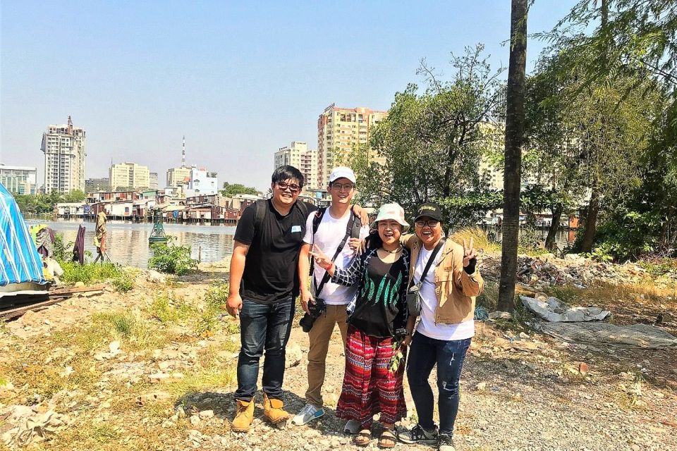 Saigon Slum Tour with Motorbike - The charity food stall and the 2,000 VND rice meal