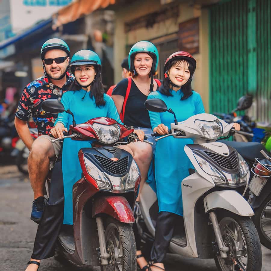 Saigon: Street Food Tasting & Sightseeing Tour by Motorbike - What you’ll remember most on this Saigon scooter food run