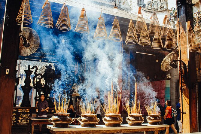 Saigon Unseen, History, & Hidden Gems Sightseeing Motorbike Tour - Flower market and lunch area: color plus appetite