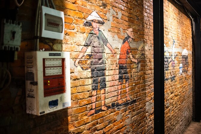 Secret Cocktail Experience in Saigon - Your host: the stories make the route feel intentional
